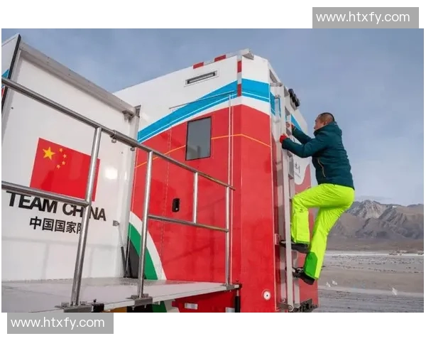 中国制造,71岁意大利记者仍然背着北京冬奥会的背包 中国制造,71岁意大利记者仍然背着北京冬奥会的背包